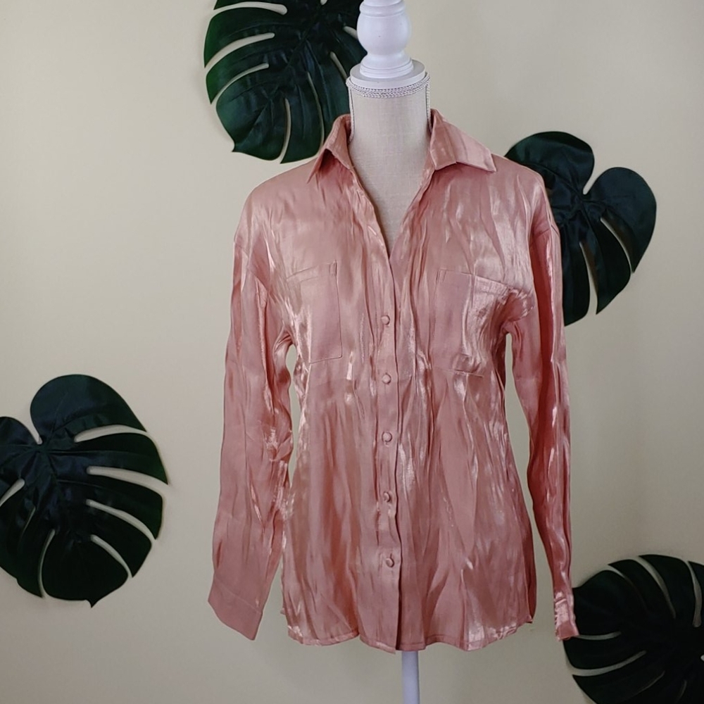 🌿Nasty Gal🌿 shimmer button down